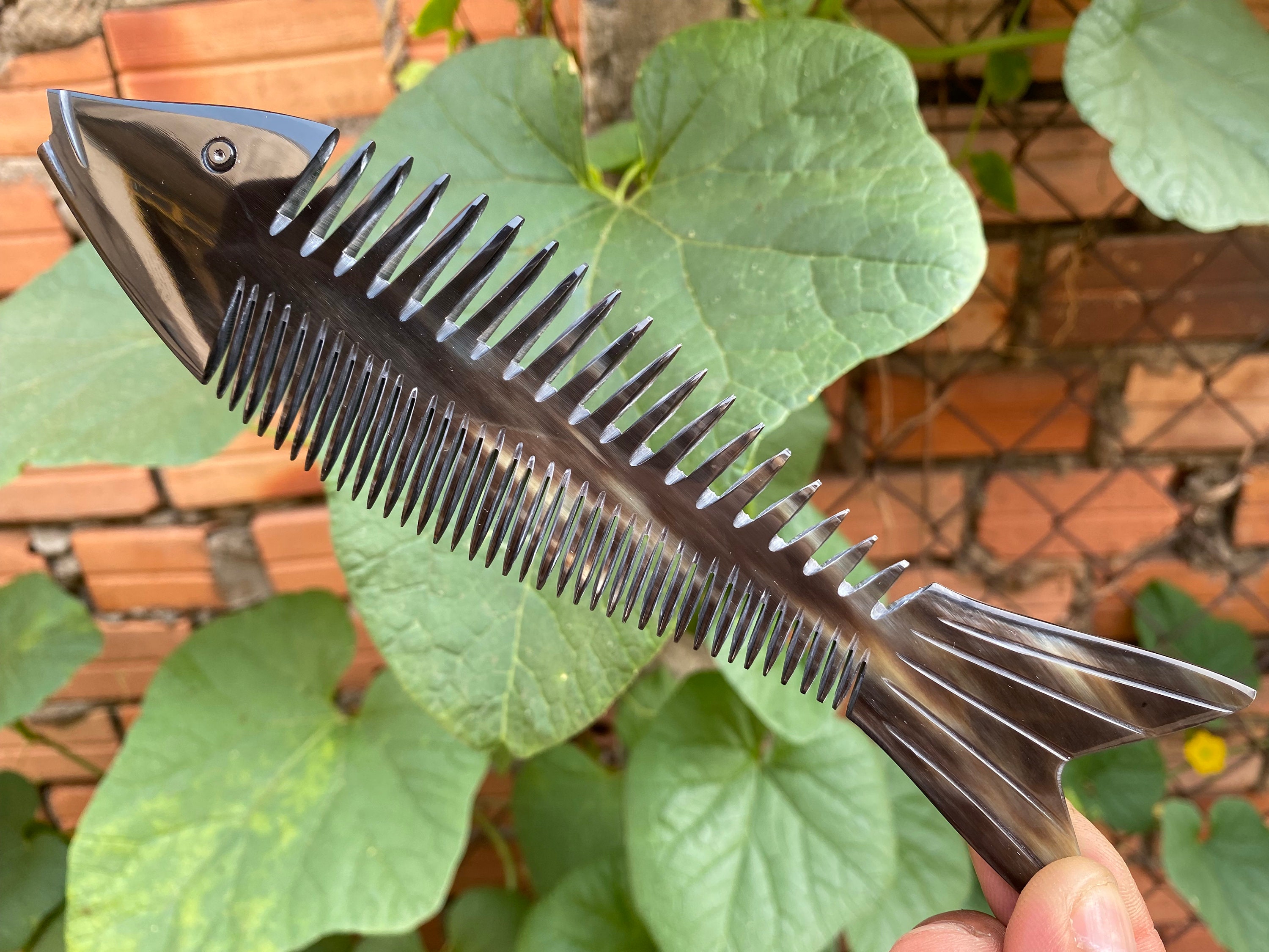 水牛の角で作られたヘアコーム、ヘア用コーム、ウェディングコーム