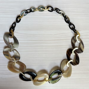 Horn Chain Link Necklace, Buffalo Horn Chain Necklace, Buffalo Horn Necklaces Vietnam, Necklace from Horn, Buffalo Horn Necklace Wholesale