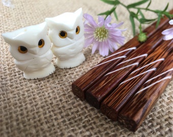 Combo 2 coconut Chopsticks Set with Rests: 24cm High Quality Chopsticks with Elegant Music Note Symbol Inlaid and 1 Chopstick Rest