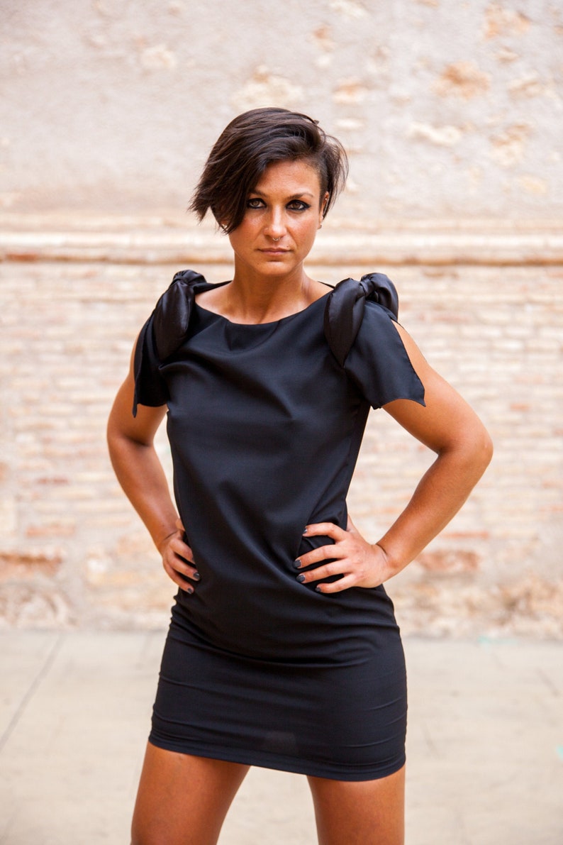 Women/'s dress