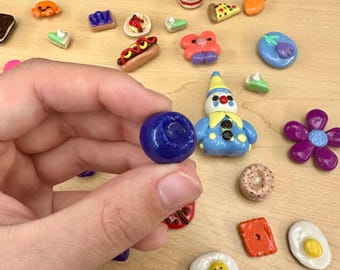 Blue Berry Clay Magnet