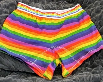 Mens Bathing Suit Gay Love Rainbow Heart Gay/&Lesbian Pride Lightweight Beach Boardshort for Men