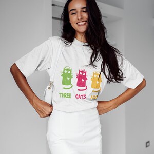 Three cats ago, happy cat, cat mom, selbstgemacht, T-Shirt printed, Freizeitshirt, Unisex T-Shirt, personalised gift, Geburtstagsgeschenk