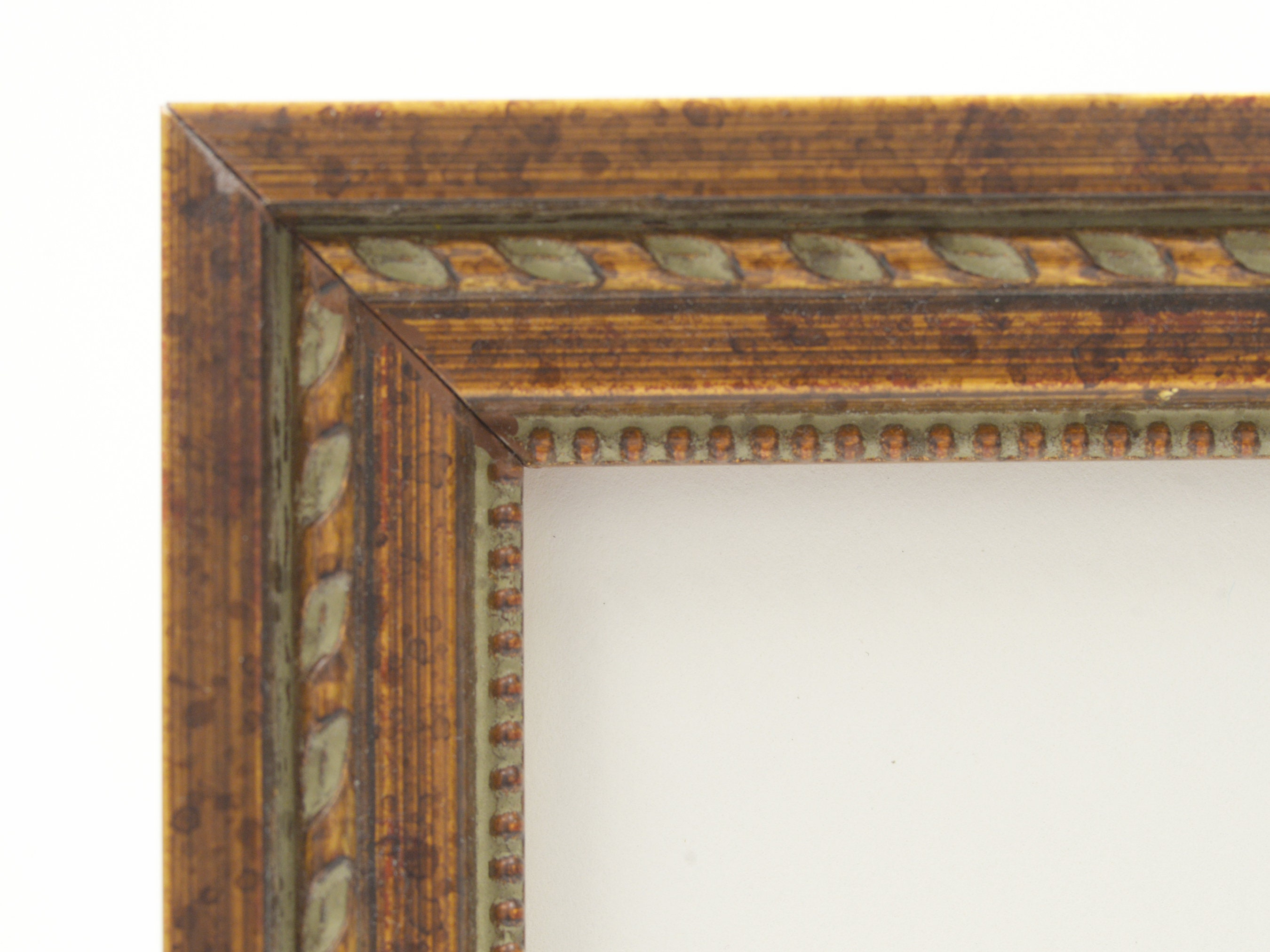Victorian Wood Picture Frame Gilded Faux Burl Ornate Beaded Holds 8”x10” Photo 