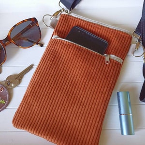 Kleine Crossbody Bag Cord Rost Braun, 2 Fächer, Umhängetasche, Schultertasche, Festival Tasche Handytasche zum Umhängen