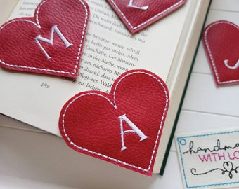 Monogram bookmark personalized heart faux leather embroidered, vegan reading corner gift bookworm bookworm Mother's Day