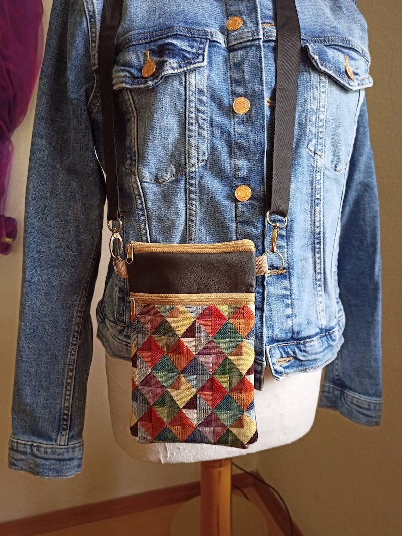 Kleine Festival Tasche bunt aus Kunstleder und Gobelin mit 2 Fächern Umhängetasche, Schultertasche, Handytasche zum Umhängen Bild 6