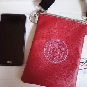 Rote Blume des Lebens Handytasche zum Umhängen bestickt aus Kunstleder, Handtasche flach Schultertasche, Crossbody Bag