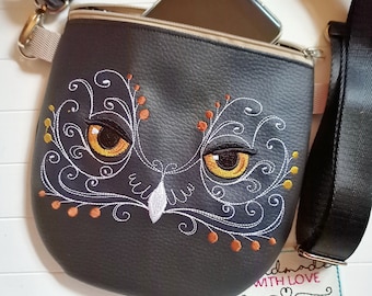 Small shoulder bag owl embroidered black vegan faux leather, handbag flat shoulder bag, mobile phone bag crossbody bag