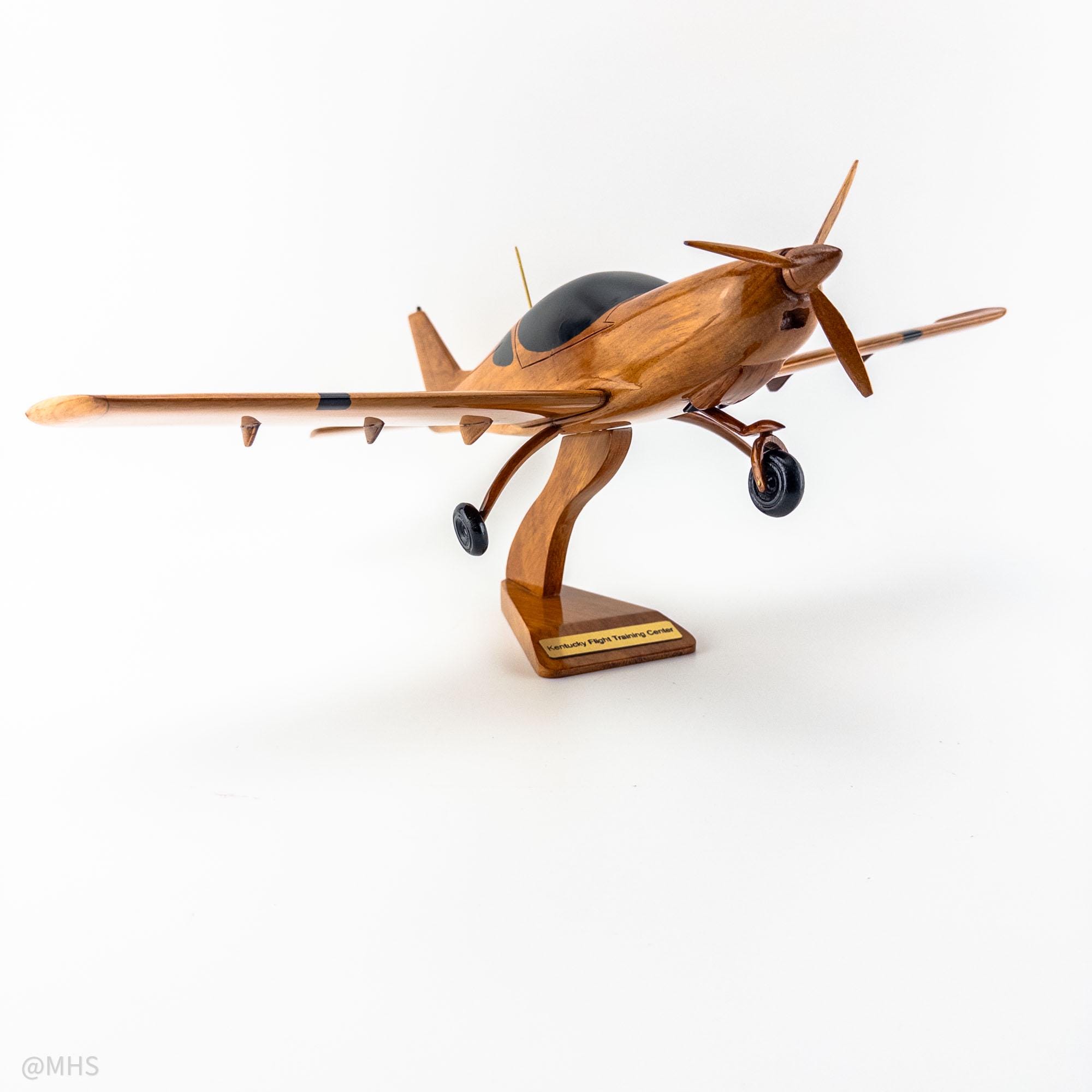手作りのマホガニー製2018年製ブリステルエアロ模型飛行機 - 航空