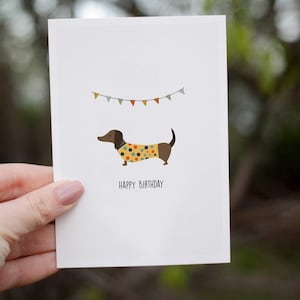 Verjaardagskaart als teckelcadeau - Geïllustreerde ansichtkaart voor een verjaardag van je vriendin, moeder, etc. - Verjaardagskaart ook verkrijgbaar in een set