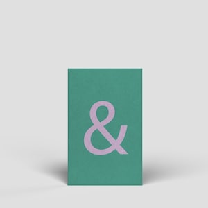 Midikarte Buchstabe & - Illustrierte Postkarte zum Geburtstag für Männer, Frauen, Kinder, Buchstabenkarte, Alphabet, ABC, Buchstaben lernen