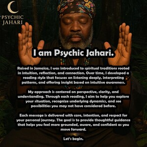 K&ouml;nnte beinhalten: Eine Person mit Bart, floralem Kopftuch und dunkler Kleidung mit erhobenen H&auml;nden. Der Text lautet: I am Psychic Jahari. Raised in Jamaica, I was introduced to spiritual traditions. My approach is centered on perspective. Let's begin.