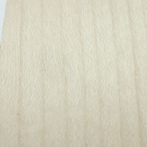 Rollo de cantos de chapa de madera de abedul de 5&quot; x 120&quot; con adhesivo termofusible preencolado