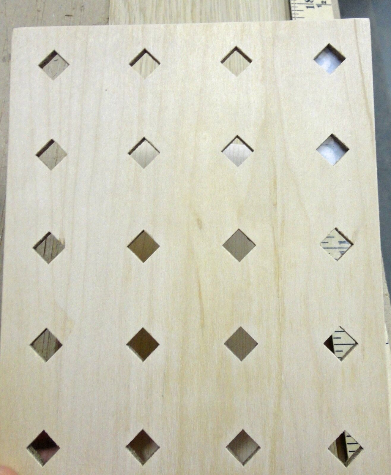 Laser Ready Wood, Maple, Wood for Laser, Craft Wood, FINISHED Maple 1/4 6mm  MDF Core 2-sided Hardwood Plywood Veneer, Pre-cut Laser Wood 