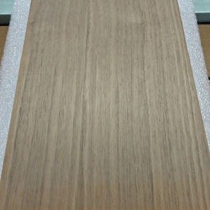 Walnotenhoutfineerpaneel 3/4" x 8" x 12" op mdf-plaat met walnootrug
