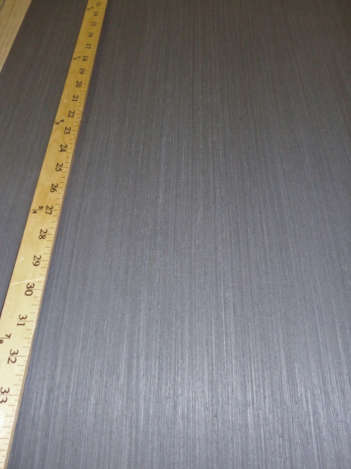 Placage Bois SaRaiFo Fantasma NERO - 250x63cm, épaisseur 0,45mm, Avec Non-tissé (1 Feuille)
