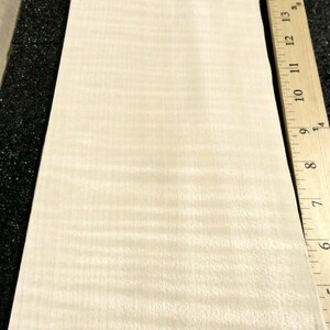 English Sycamore Figured wood veneer 6&quot; x 20&quot; raw no backing 1/42&quot; thickness AA