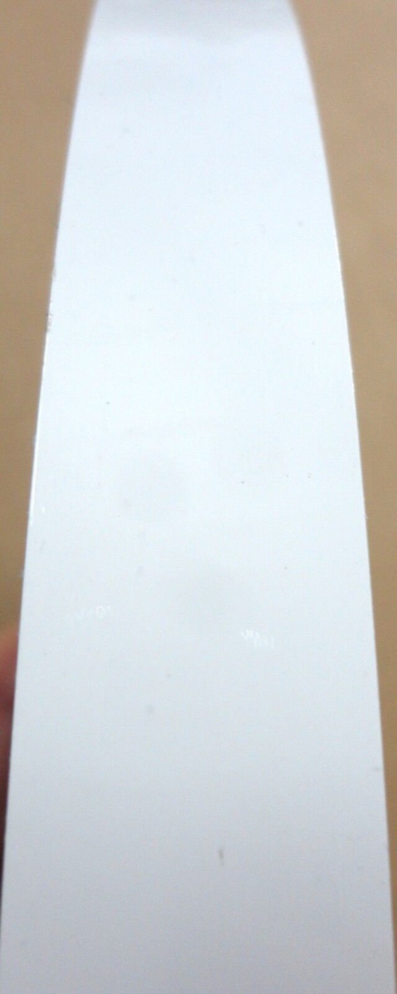 Alexandria Moulding Bande de chant d piétagère en PVC, blanc - 1,58 cm x  244 cm (5/8 po x