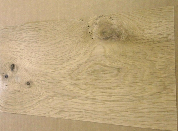 Chapa de madera con nudos blancos de roble, 6 x 12, en bruto, sin respaldo,  1/42' de espesor -  México