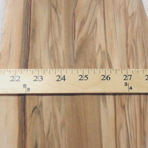 Red Gum Figured wood veneer 7&quot; x 9&quot; raw no backing 1/42&quot; thickness &quot;AA&quot; grade