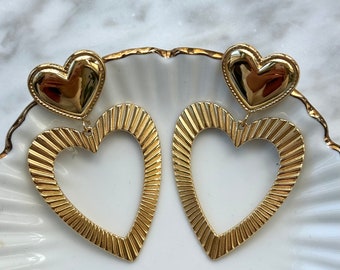 Hart Oorbellen dames - Hart oorbellen goud -  statement oorbellen hangers - love hearts earrings - heart drop earrings - grote oorbellen