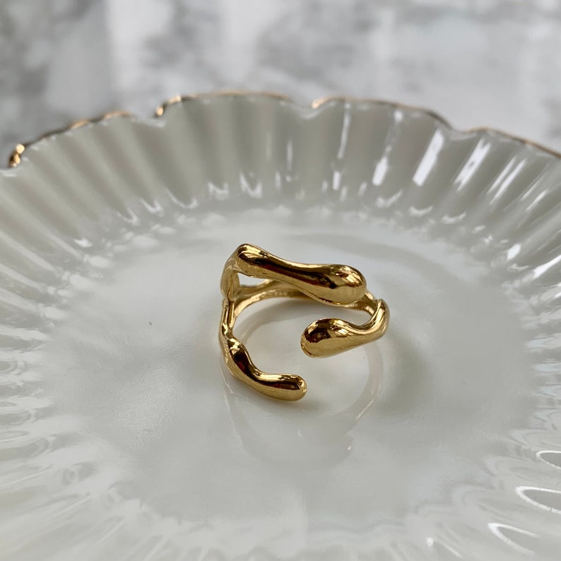 Anillo de oro para mujer anillo de declaración de 3 capas anillo minimalista acero inoxidable anillo chapado en oro imagen 1