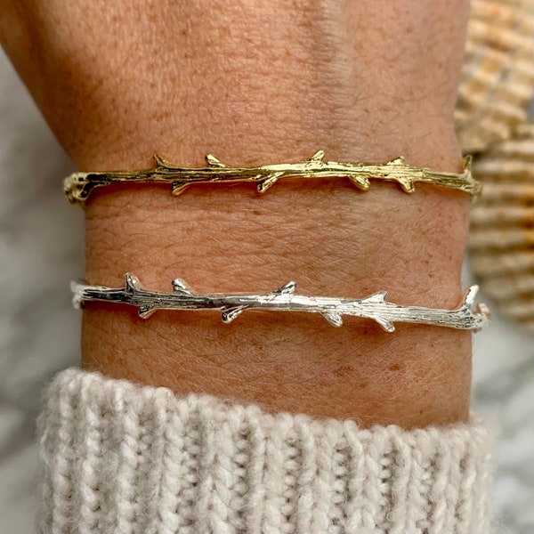 Bangle armband minimalist takje - armband goud - slaven armband - bangle leafs twig gold - gold armreif - gold slave bangle - bracelet leaf