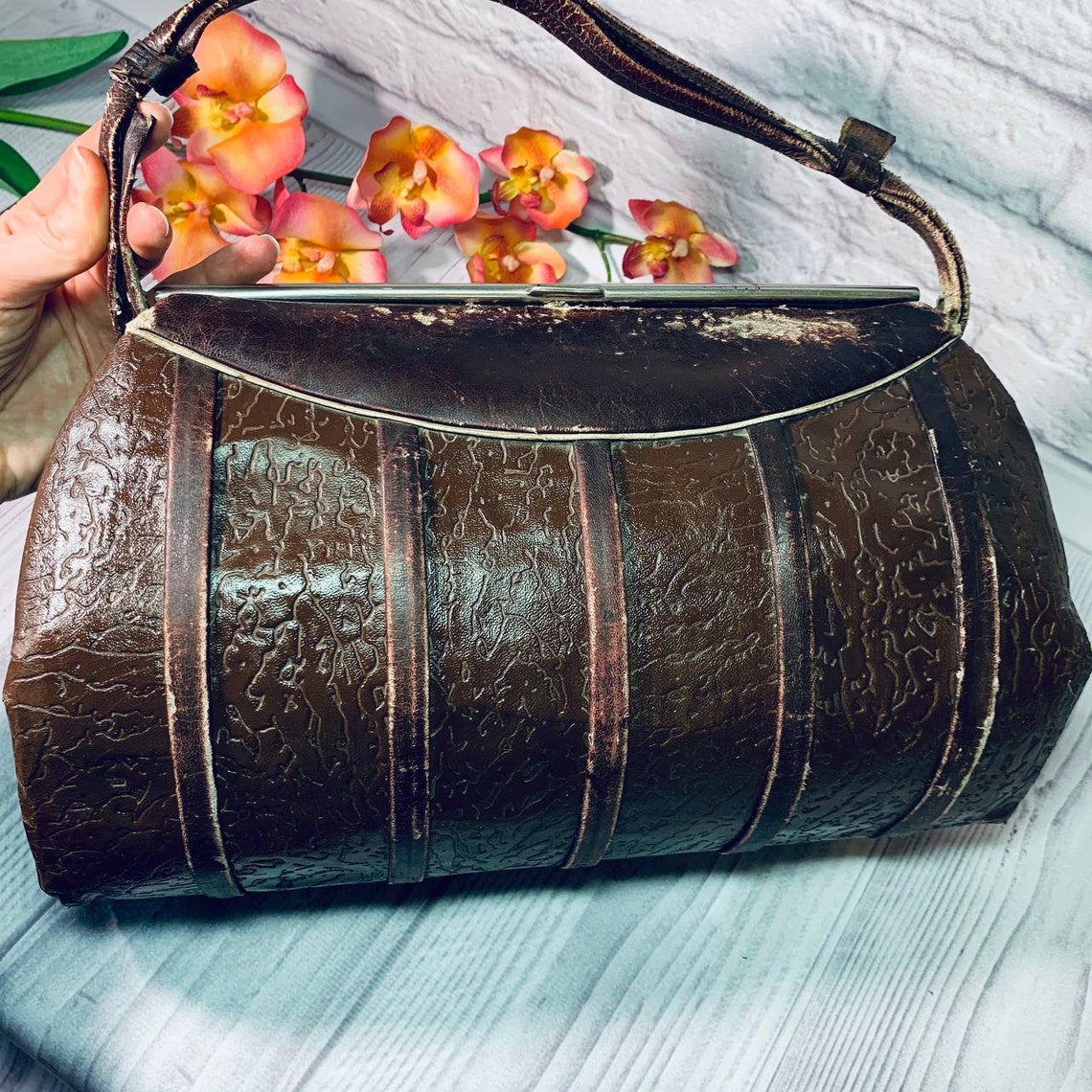 Lady's Vintage Bag 1960's Kiss Lock Bag Vintage Bag Etsy