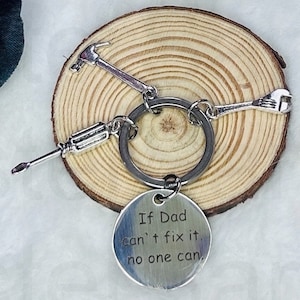 If Dad Can’t Fix It No One Can Funny Keyring Keychain Novelty Funny Birthday Gift For Dad Daddy Christmas Present Father’s Day Gift Joiner