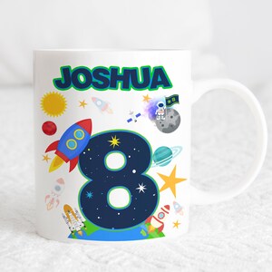 Taza personalizada para niños / Nombre de la letra del número del cohete espacial / Taza de taza de café del té / Regalo de Navidad del regalo del regalo del cumpleaños / Hermana hermana hija del hermano