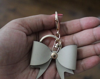 Leatherette bow keychain