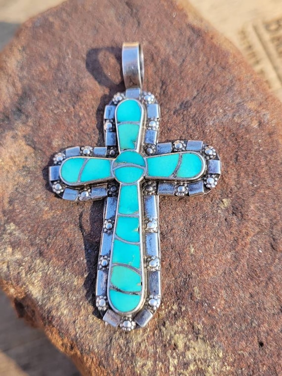 Carmichael Intricate Vintage Native American Zuni Turquoise Sterling Silver Bracelet Carmichael Intricate Vintage Native American Zuni Turquoise Sterling Silver Bracelet