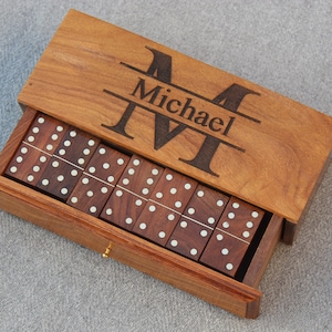 Personalize dominoes set for adult /Fathers Day Gift / Kids with wooden box | double six dominos set for adults | family gift for birthday