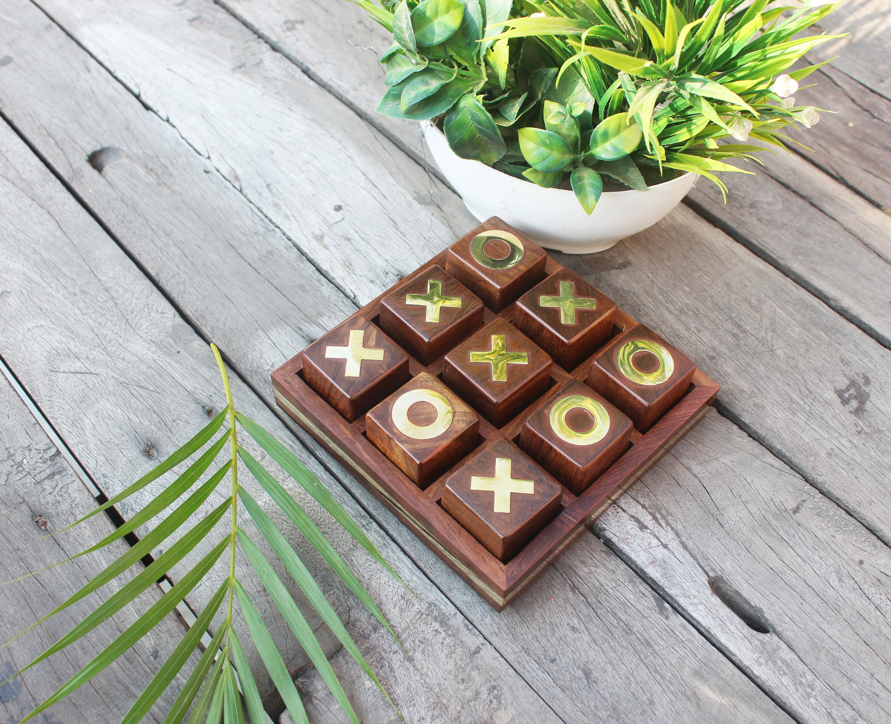 Tic Tac Toe Game, 5x5 Tic tac Toe Box with Glass Lid, Coffee Table Game, Family Board Games, Wood Tic Tac Toe for Kids Adults