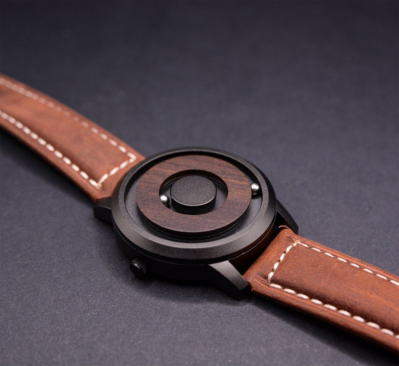 Wooden Watch: Cosmos Minimalist Wood Dial Scaleless Magnetic Wood Watch