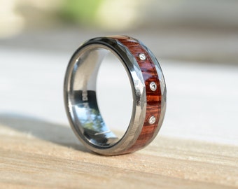 Mens Wedding band: Wood Diamond Wedding Band With Koa Wood Inlay And Hammered Texture, Mens Wedding Band, Wooden Rings, Hammered Mens Ring