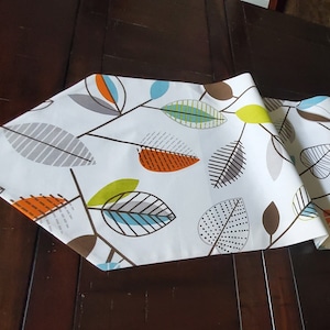 Table Runner, Table Decor, Table Centerpiece fully lined: Covington Contemporary Leaves