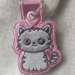 Handmade embroidered little cat key ring