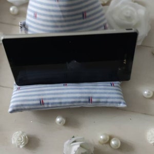 HANDMADE Phone holder for mobile or tablet