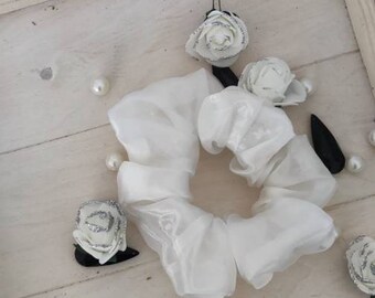 Chouchou Whitecrunchies - Etsy Canada