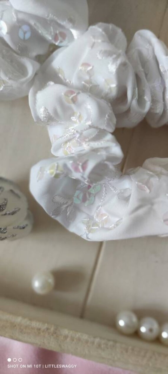 ChihiroBELLA✨Chouchou - Large / White Chouchou White Lace Sequin Chic - Etsy