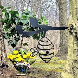 Beehive tree stake, honey bee garden decor, bee hive decorations, metal yard art animals, lawn ornaments, nature lover gift, garden stakes