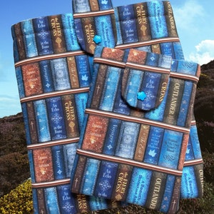 Scottish Bookshelf Book Sleeve: Outlander Fan Gift, Book Protector