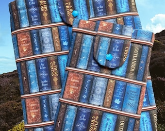 Scottish Bookshelf Book Sleeve: Outlander Fan Gift, Book Protector