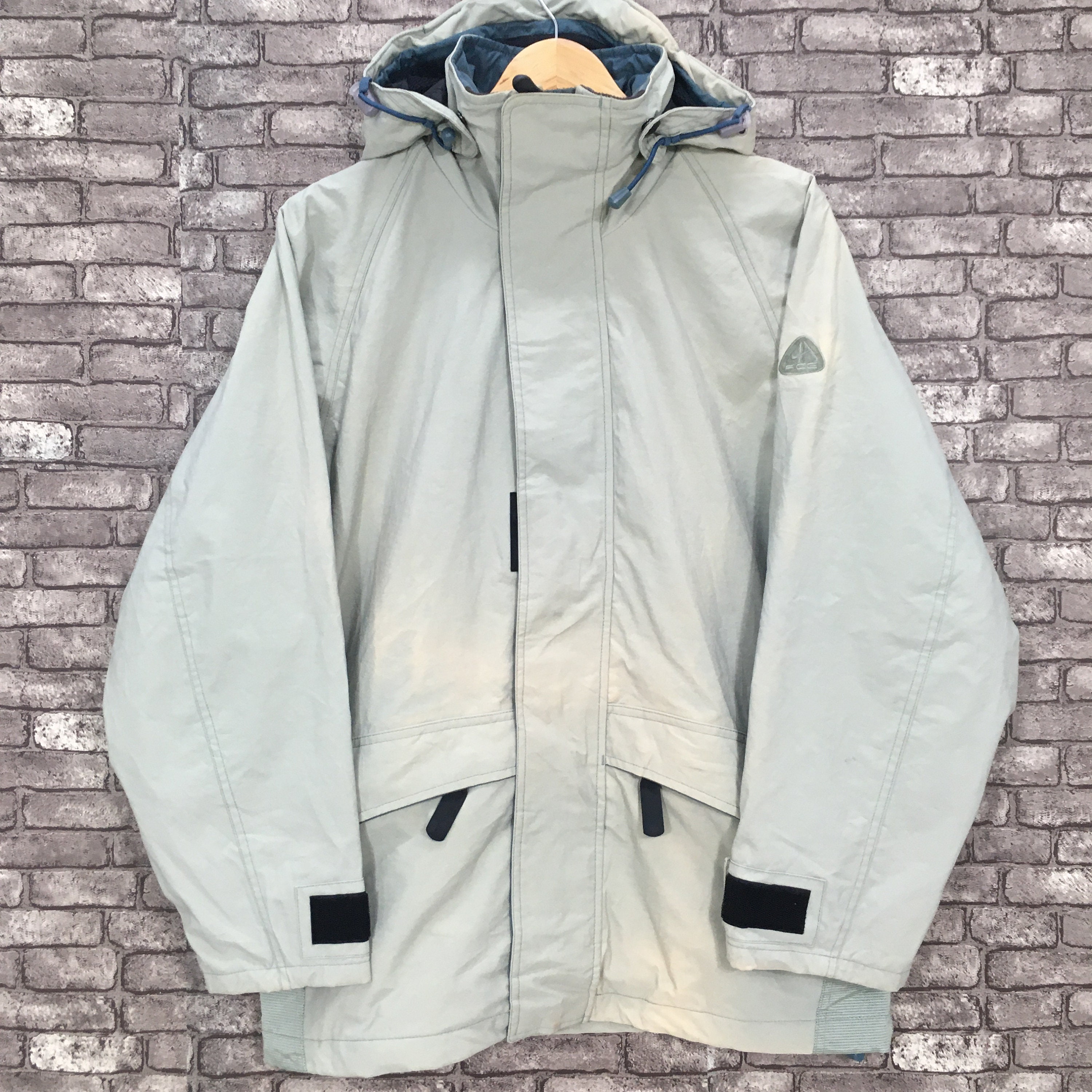 nike green women's hoodie