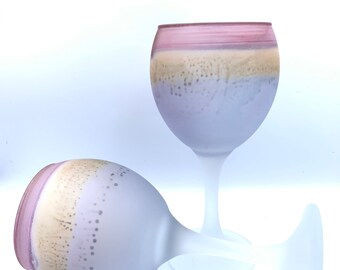 Wein Kristall Gläser lila & gelb von Hand bemalt Frosted Kiln bemalt Glaswaren 300ml, Ringing Clinck in UK Verkäufer