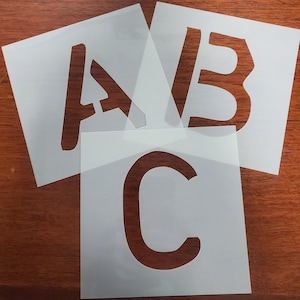 Letra única de fuente casual grande y plantilla de números en mayúsculas Palabras personalizadas