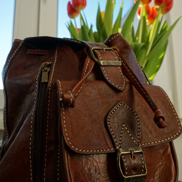 Leder-Rucksack aus echtem Ziegenleder, Ideal für die Schule, Urlaub als Handgepäck oder für den Alltag.