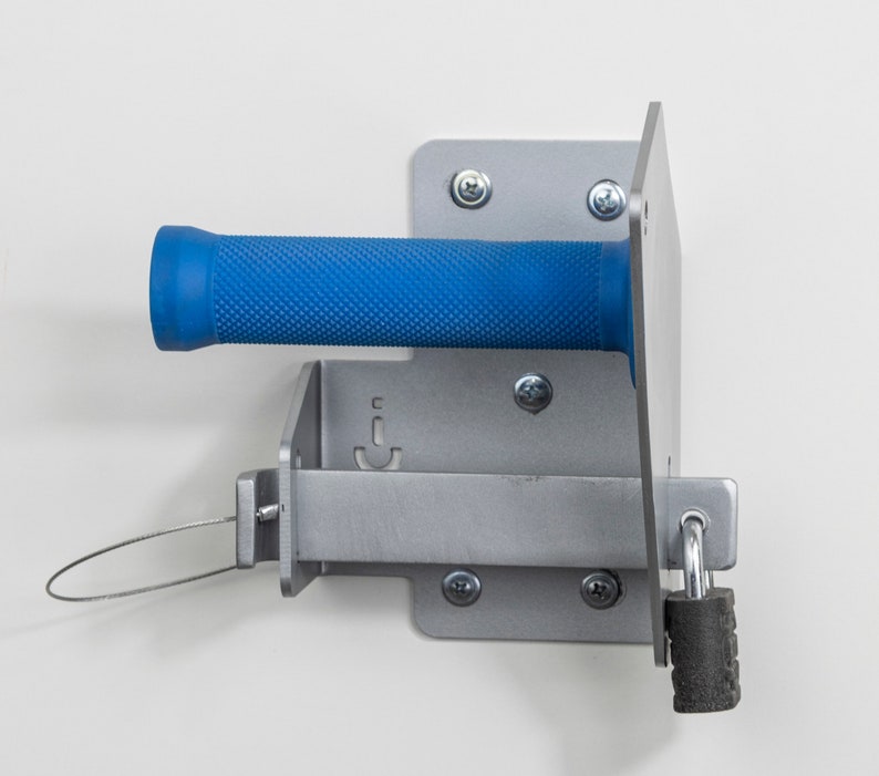 専用　L Weed Wacker Holder Chainsaw Wall Mount Hanger, Chainsaw Wall